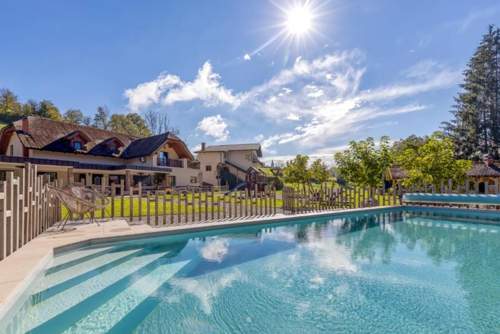 Bajsova Domačija — country estate near Rogaška Slatina